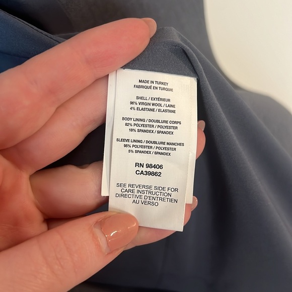 SOLD NEW Theory Lanai Edition 5 Open Front Blazer - Picture 6 of 8